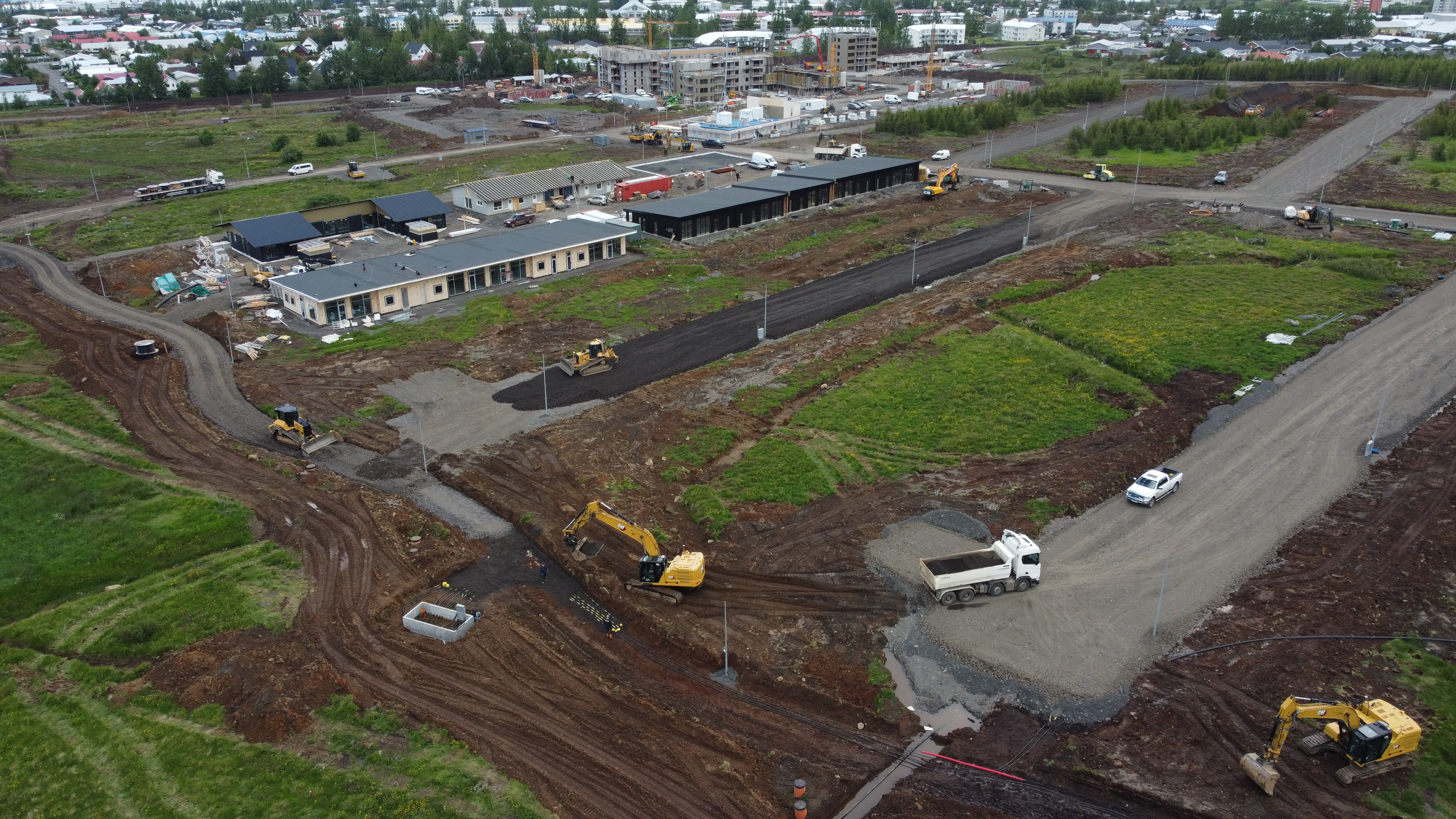 Á mynd má sjá grunn fyrir dreifistöð 118 í Skuggamóa sumarið 2025. (Mynd: Bjarni Jósep Steindórsson)