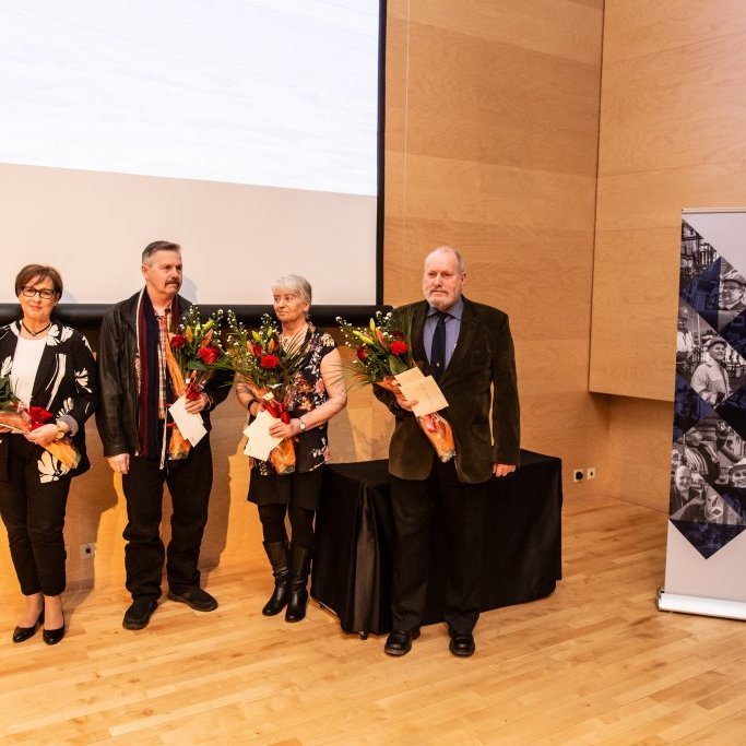 Starfsfólk heiðrað. 
Frá vinstri: Anna María Halldórsdóttir, Hreinn Grétarsson, Iðunn Baldursdóttir og Jósep Sigurjónsson.