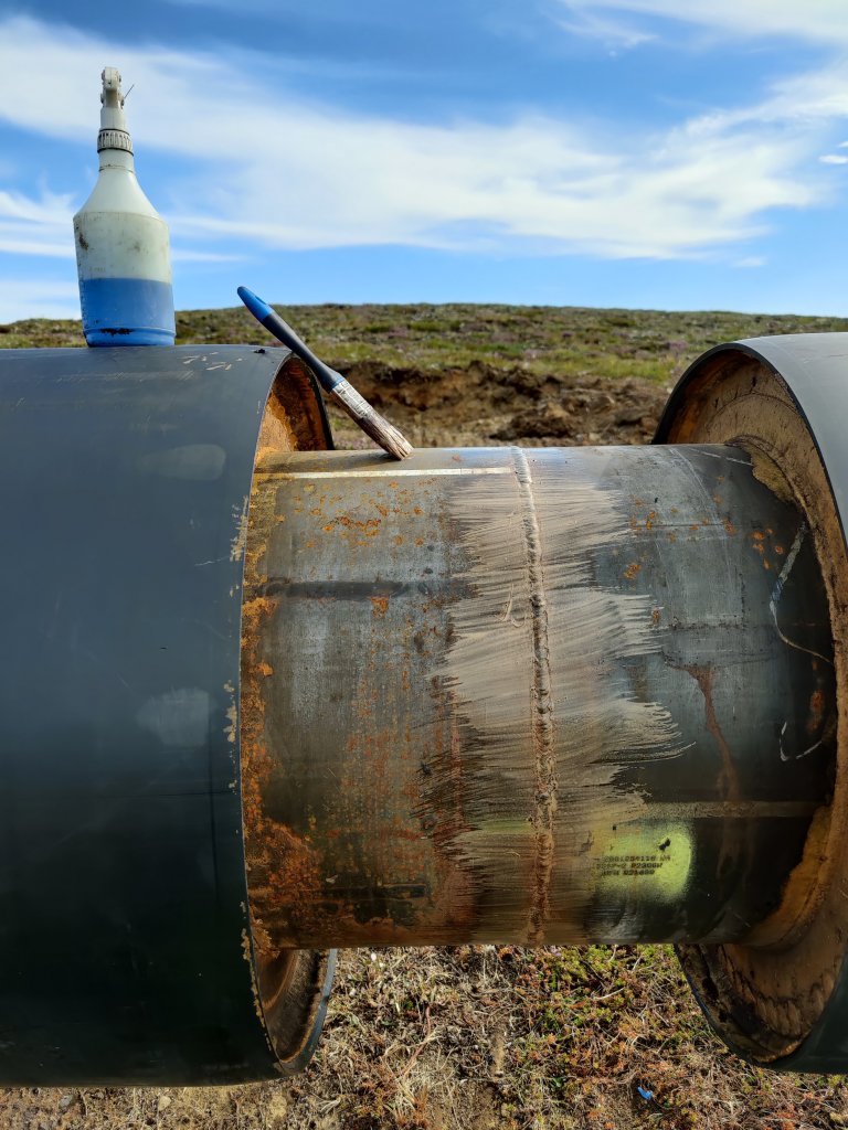 Lekaprófun á Hjalteyrarlögn skammt norðan við Skjaldavík. (Mynd: Hjalti Steinn Gunnarsson)