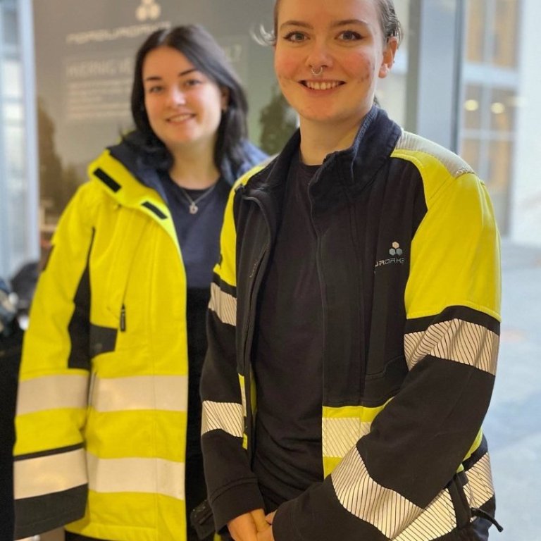 3a3262b9-2a8e-43a5-b757-822293707fc8